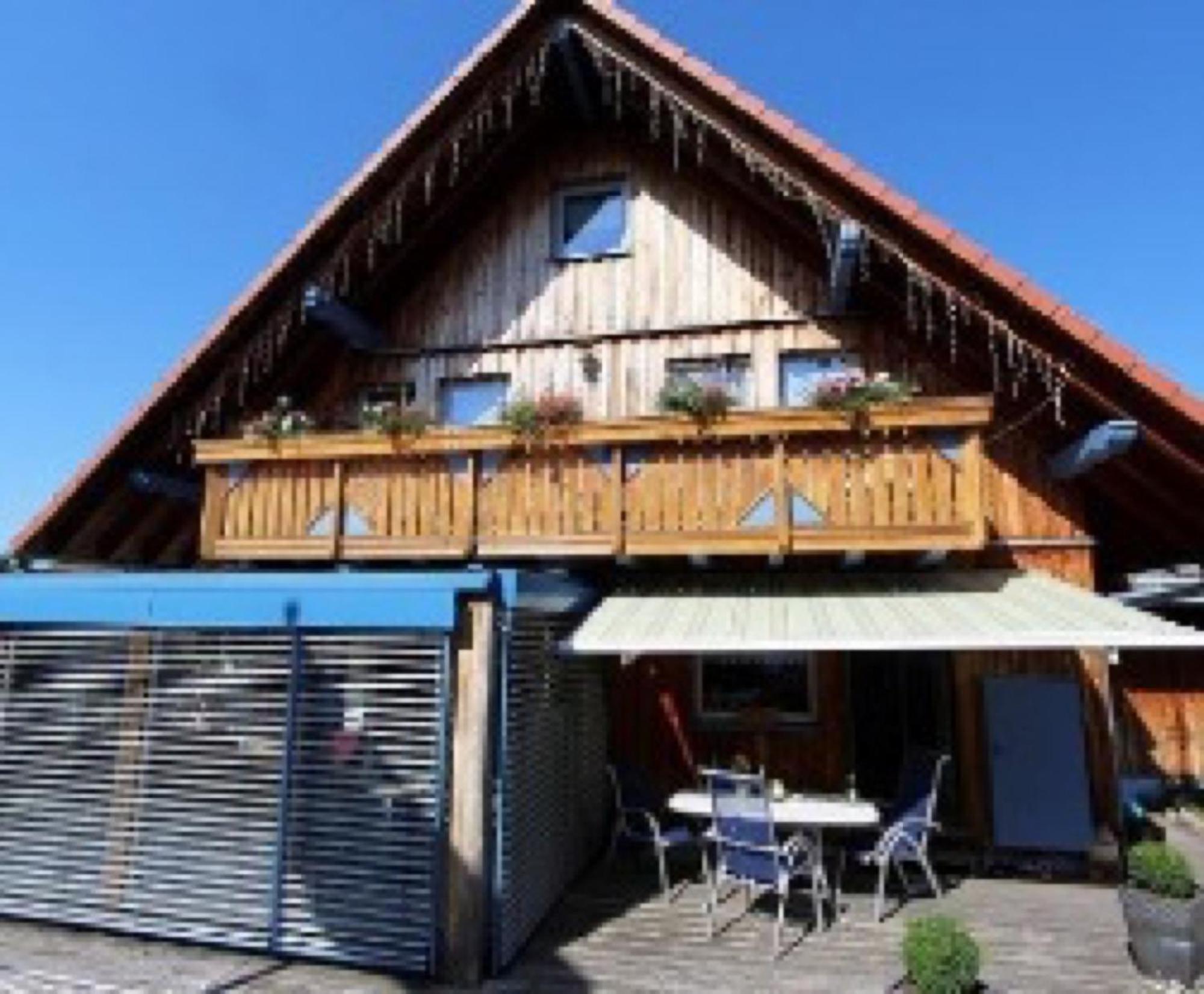 Ferienwohnung Im Holzhaus Donaueschingen Exteriör bild